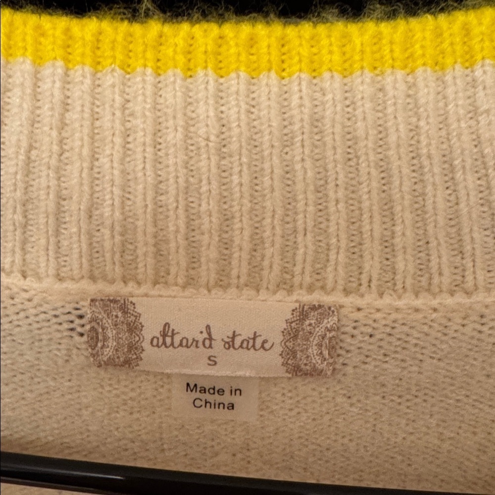 Sweater - Oversized - Picture 3 of 4